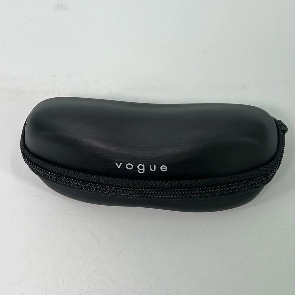 NEW Unused Vogue Black Clamshell Semi Hard Eyewear Glasses Case w Zipper